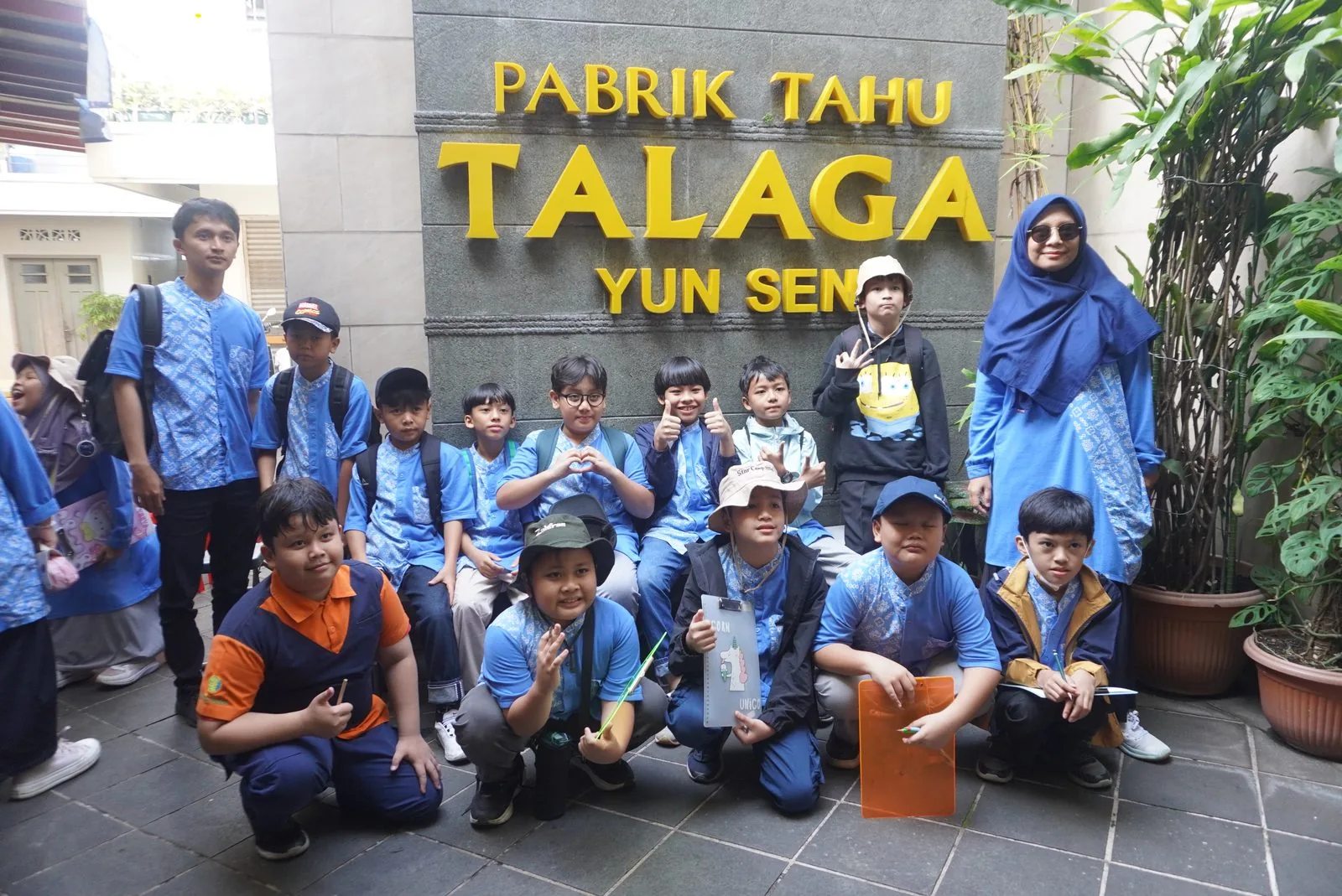 Foto berita: Berkunjung ke Pabrik Tahu Talaga dan Museum Gedung Sate