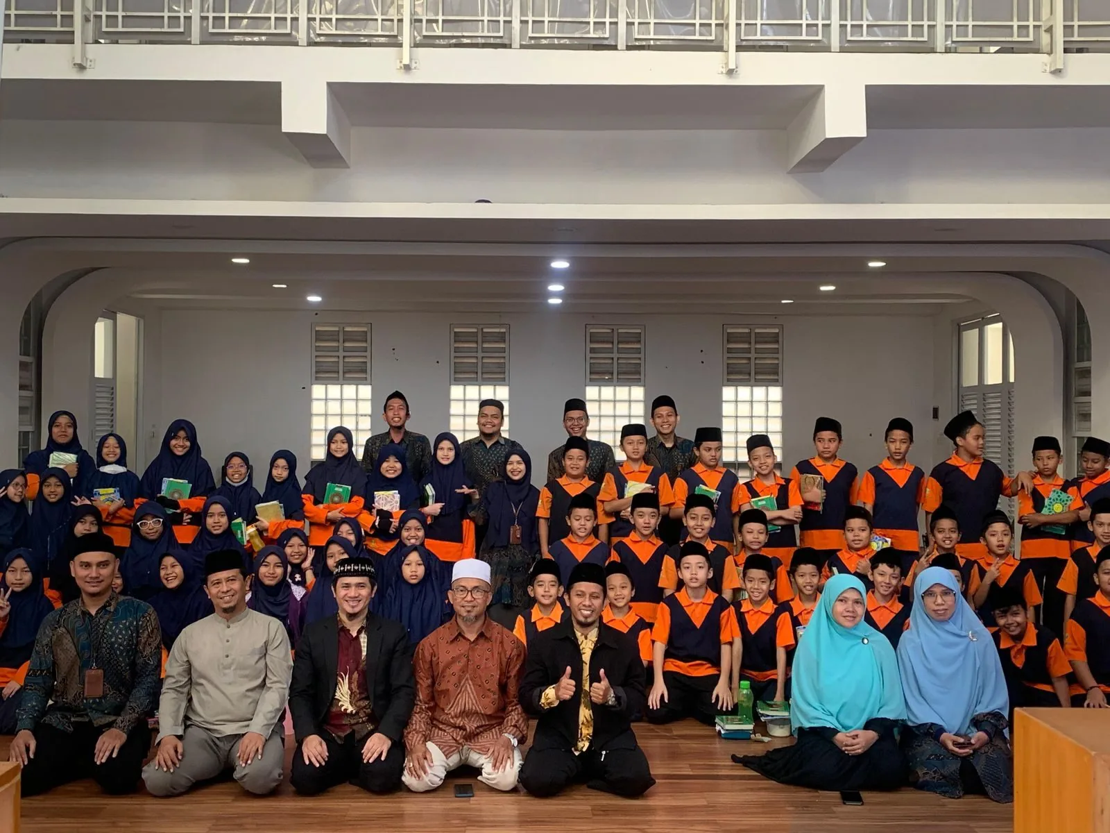 Foto berita: MUNAQOSYAH SEKOLAH BINTANG MADANI